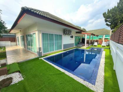 Soi Mu Ban Ban Dusit Pattaya 1